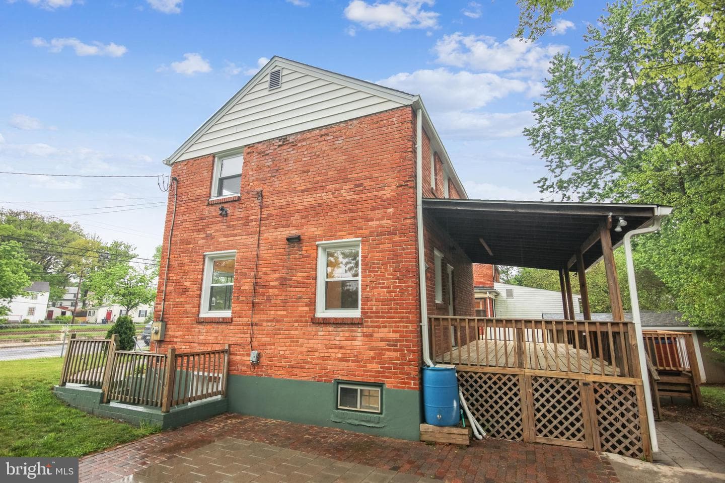 7112 Annapolis Road photo 32