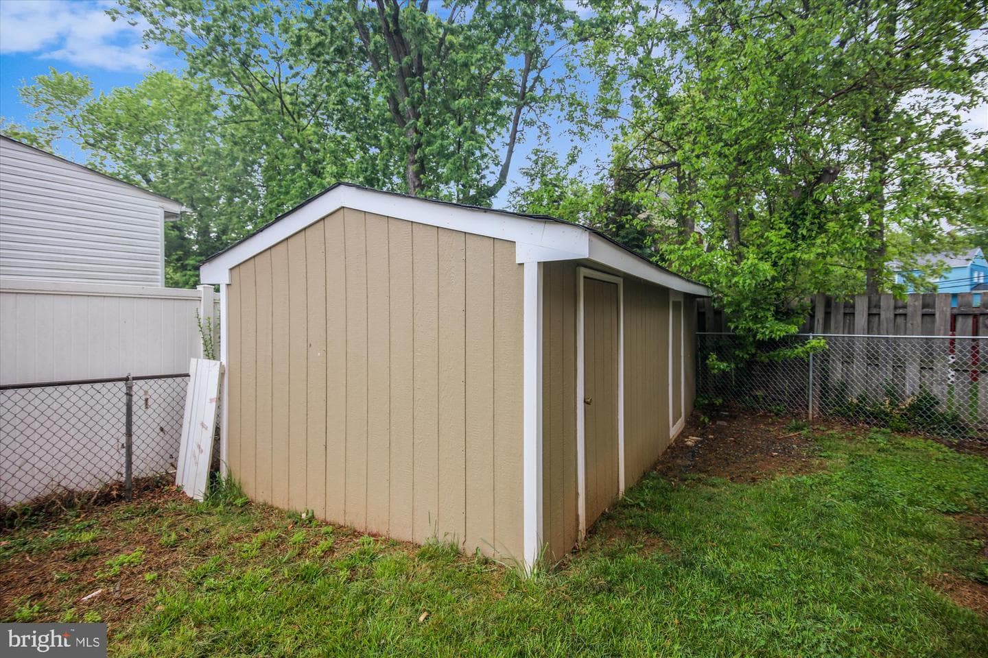 7112 Annapolis Road photo 34