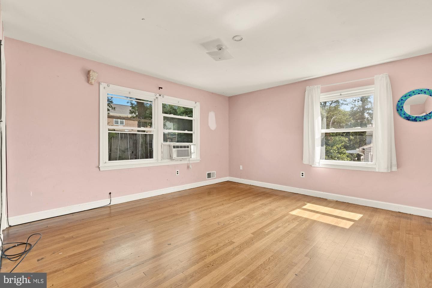 7302 Riverdale Road photo 10