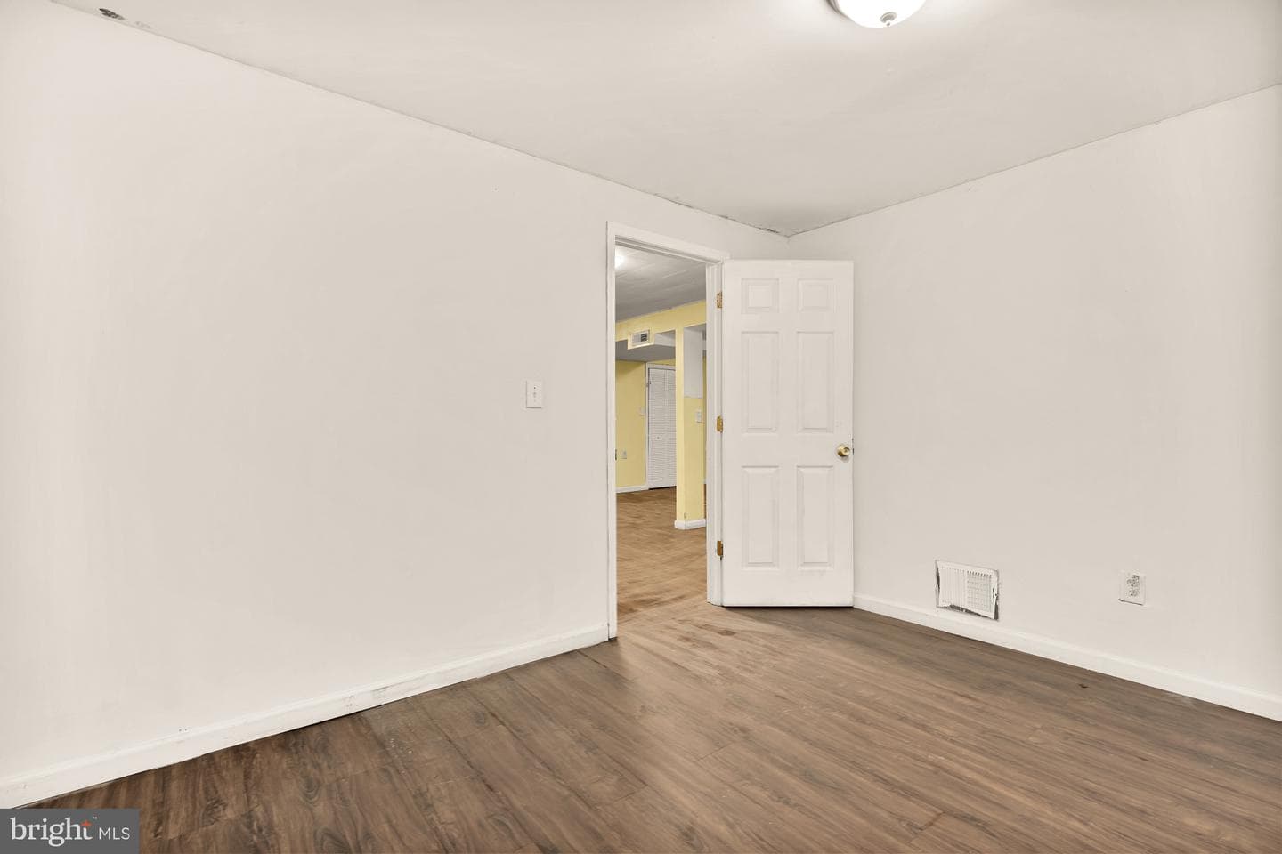 7302 Riverdale Road photo 30