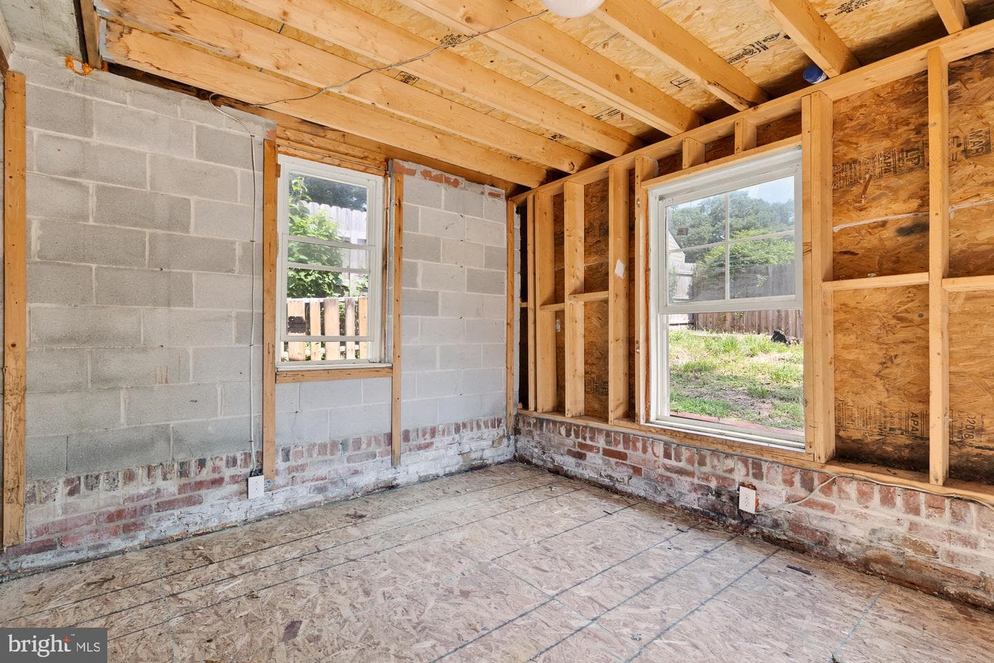 7302 Riverdale Road photo 32