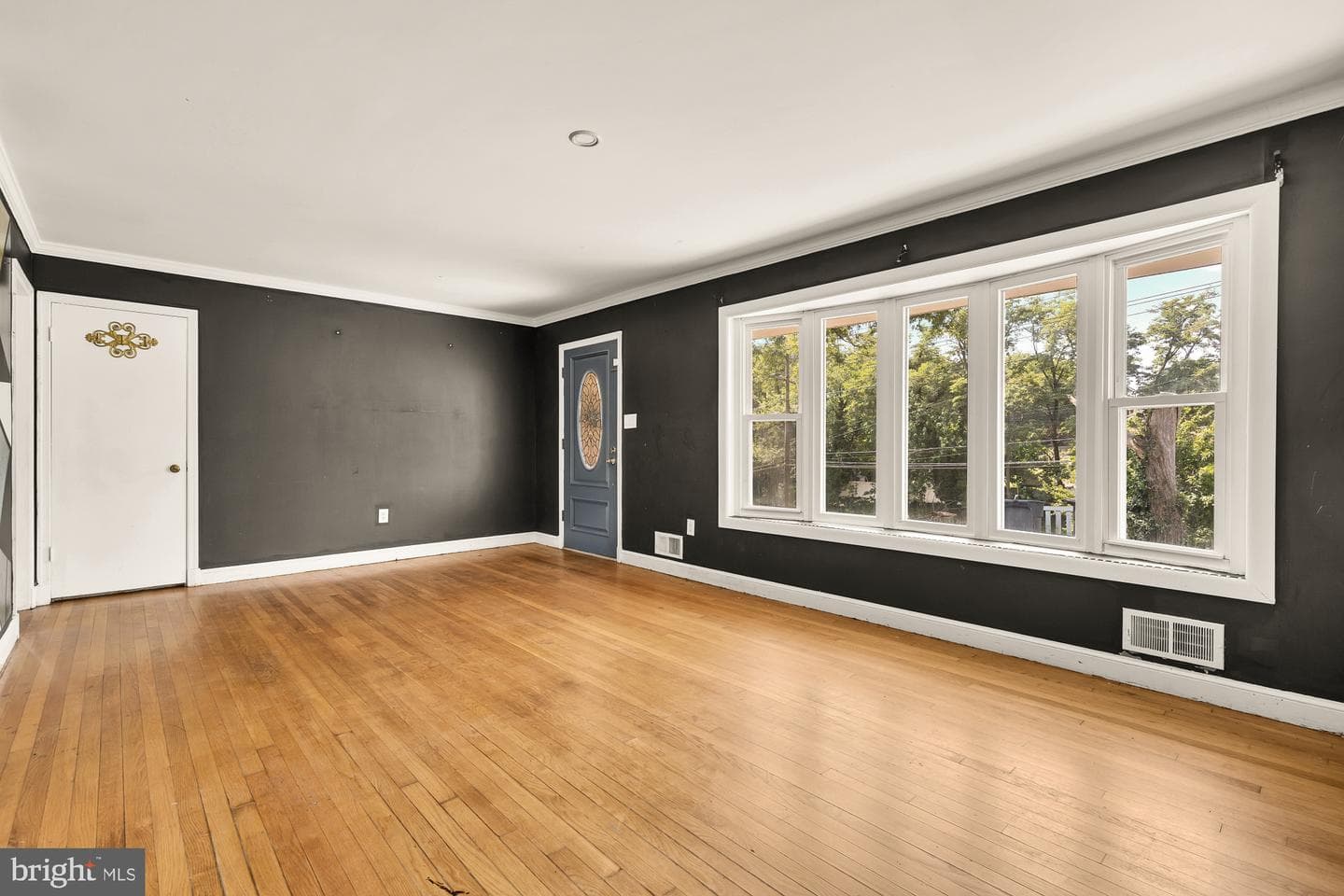 7302 Riverdale Road photo 5