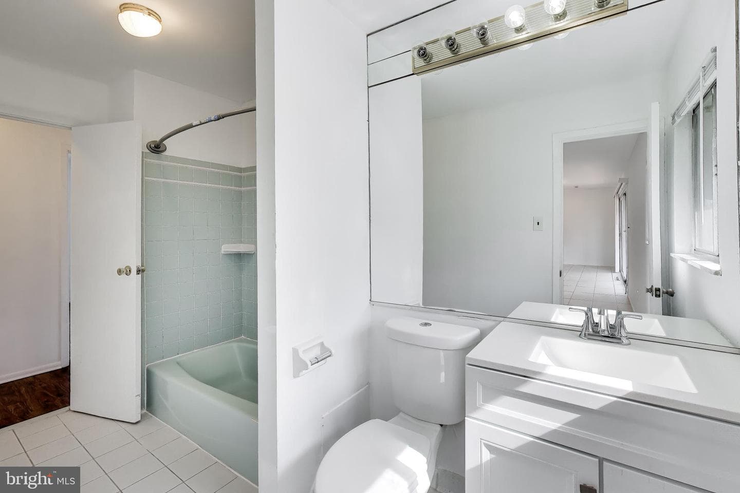 3309 Hayes Street photo 8