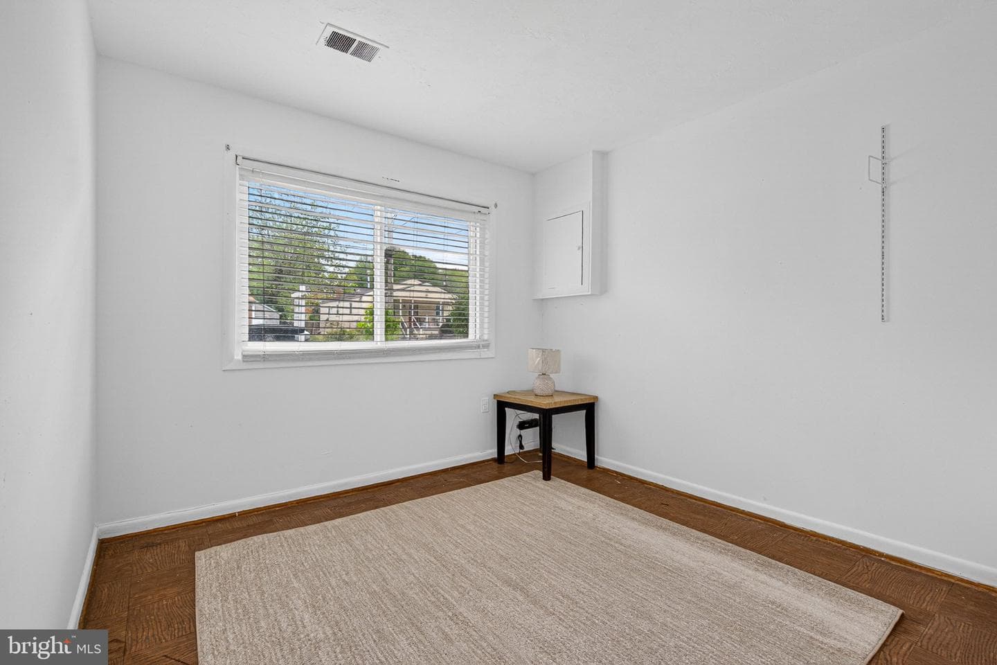 304 Cedarleaf Avenue photo 10