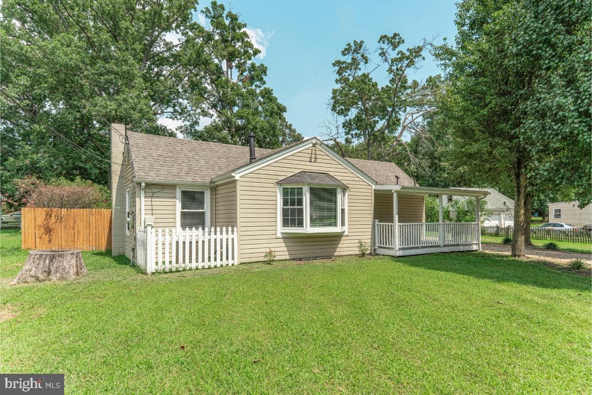9200 Stuart Lane photo 1