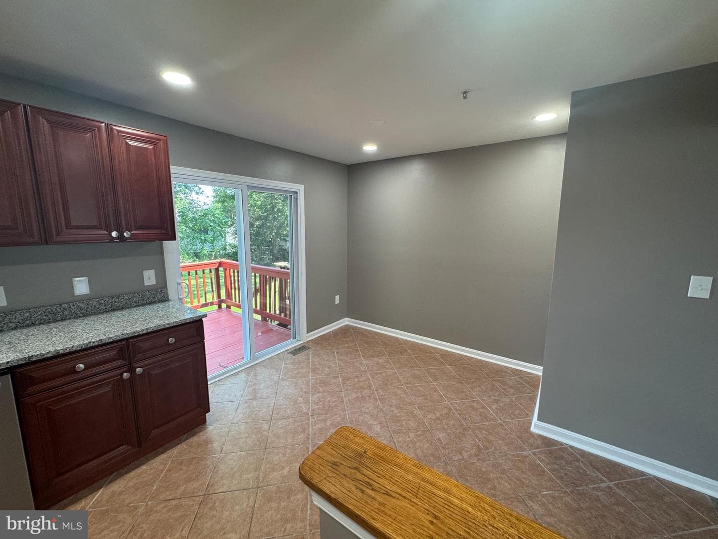 8216 Dellwood Court photo 31