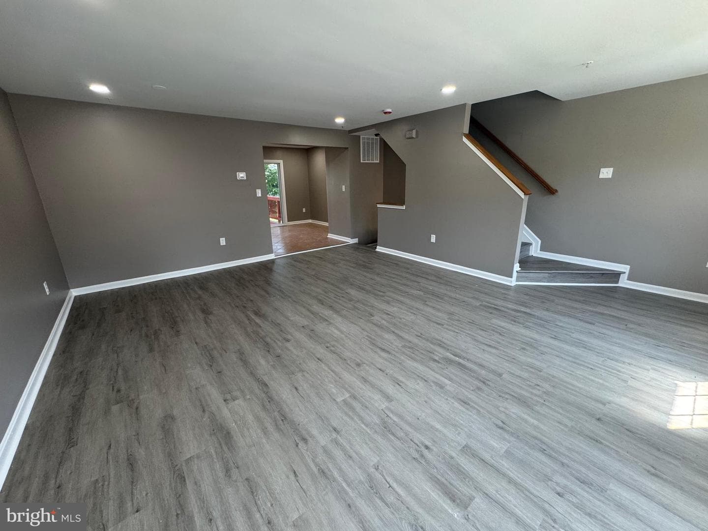 8216 Dellwood Court photo 41