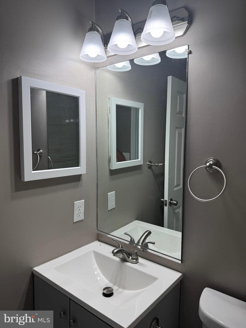 8216 Dellwood Court photo 62