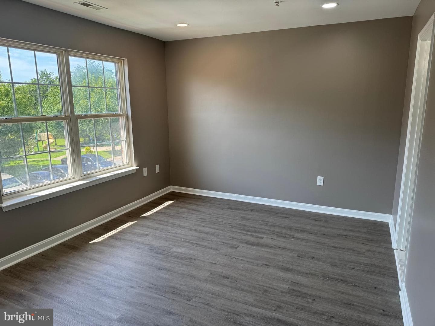 8216 Dellwood Court photo 64