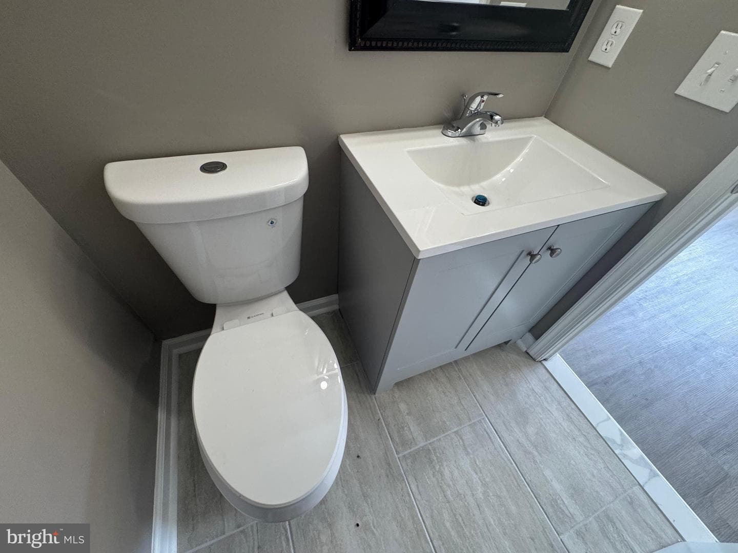 8216 Dellwood Court photo 73