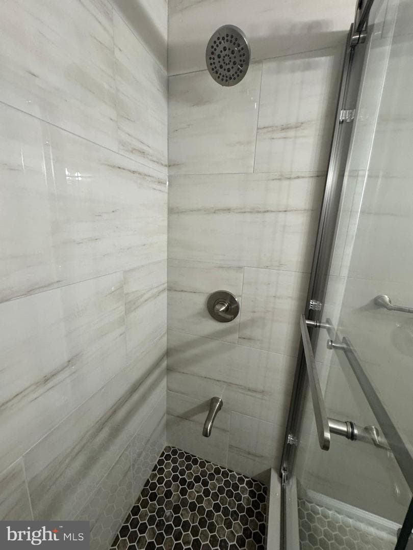 8216 Dellwood Court photo 81