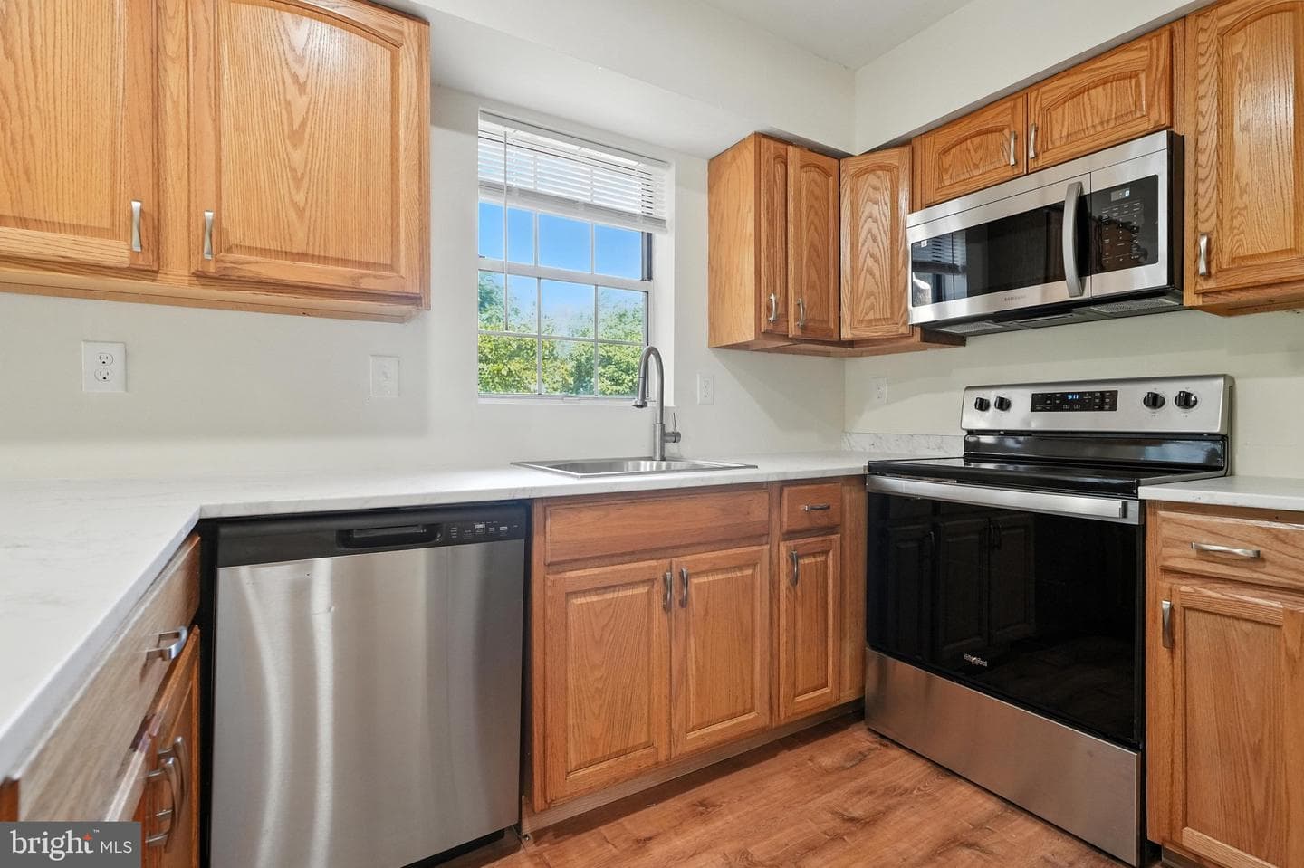1013 Huntsworth Court photo 7