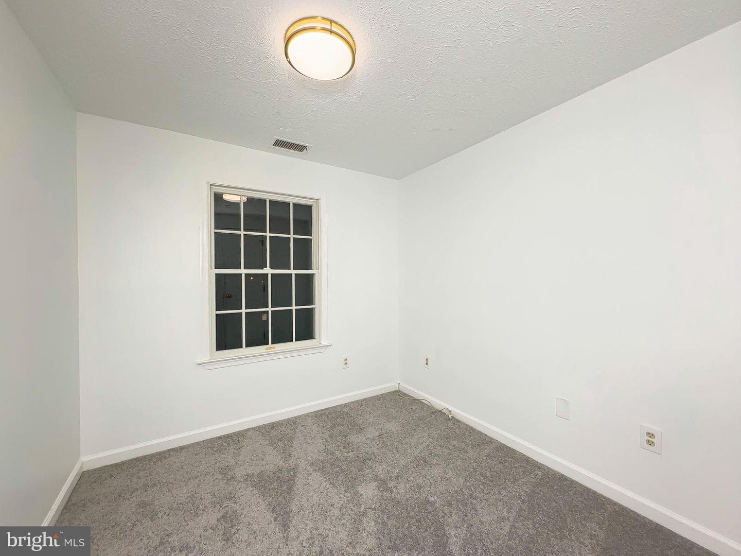 3024 N Dale Lane photo 13