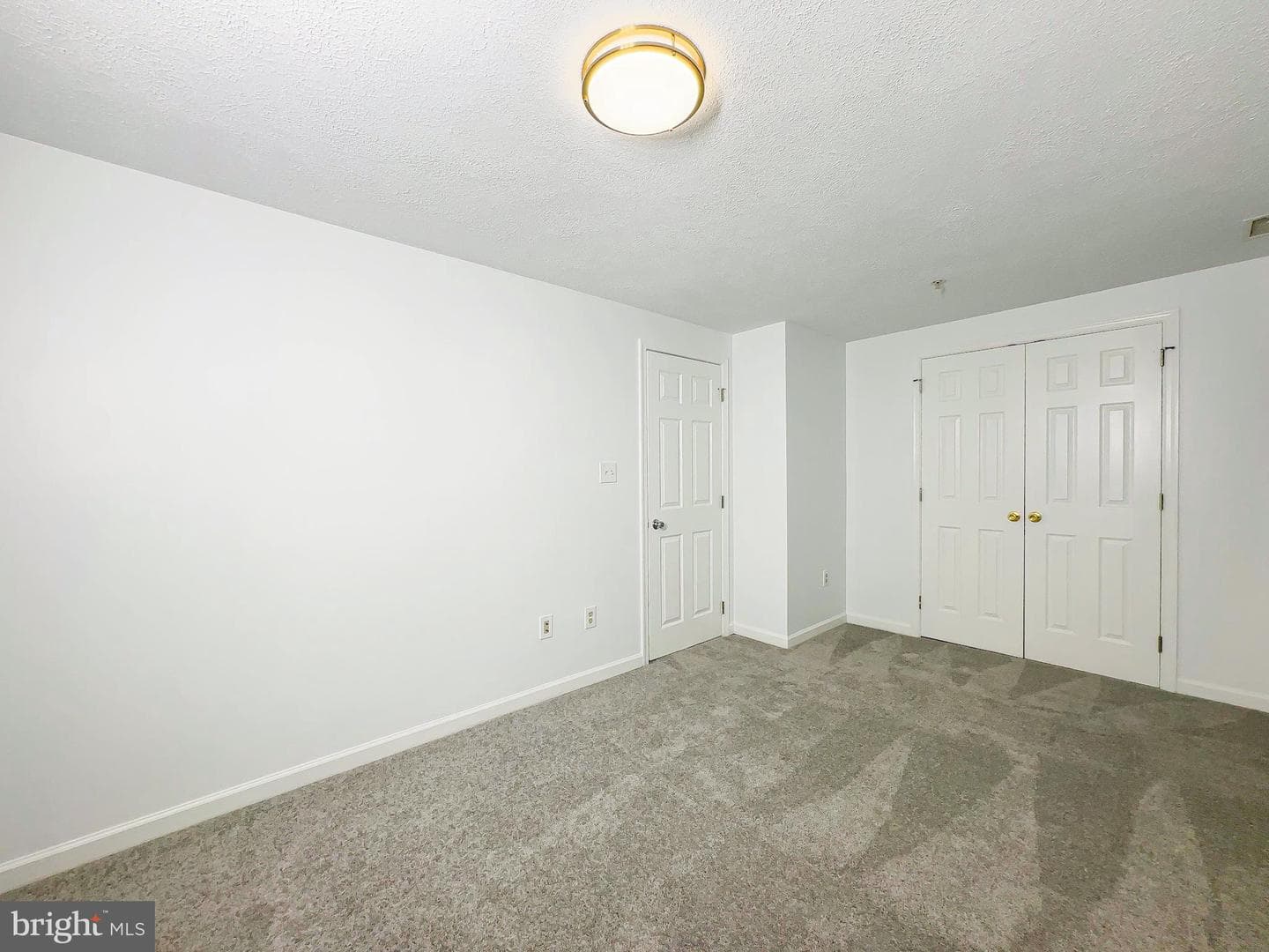 3024 N Dale Lane photo 17