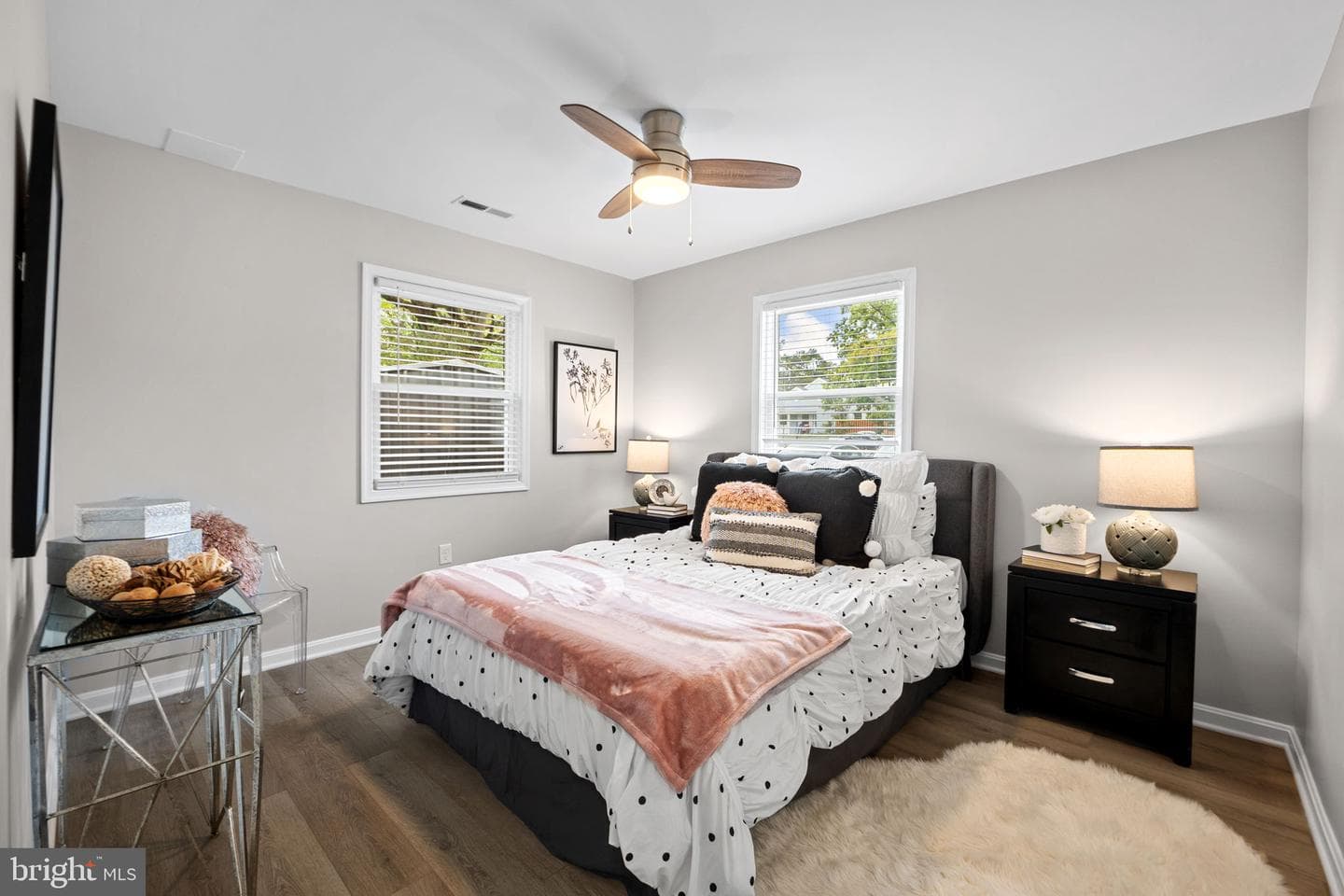 9903 Mallard Drive photo 12