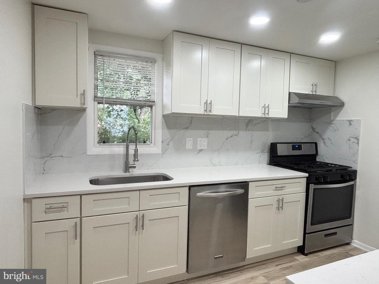 4111 33rd Street photo 3