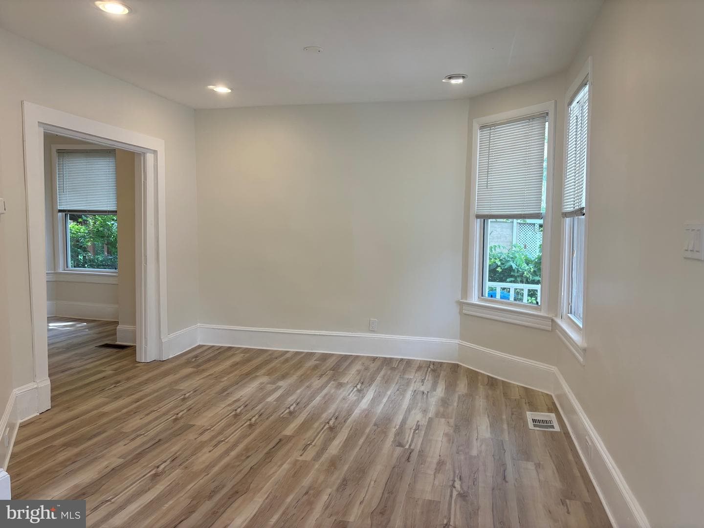 4111 33rd Street photo 8