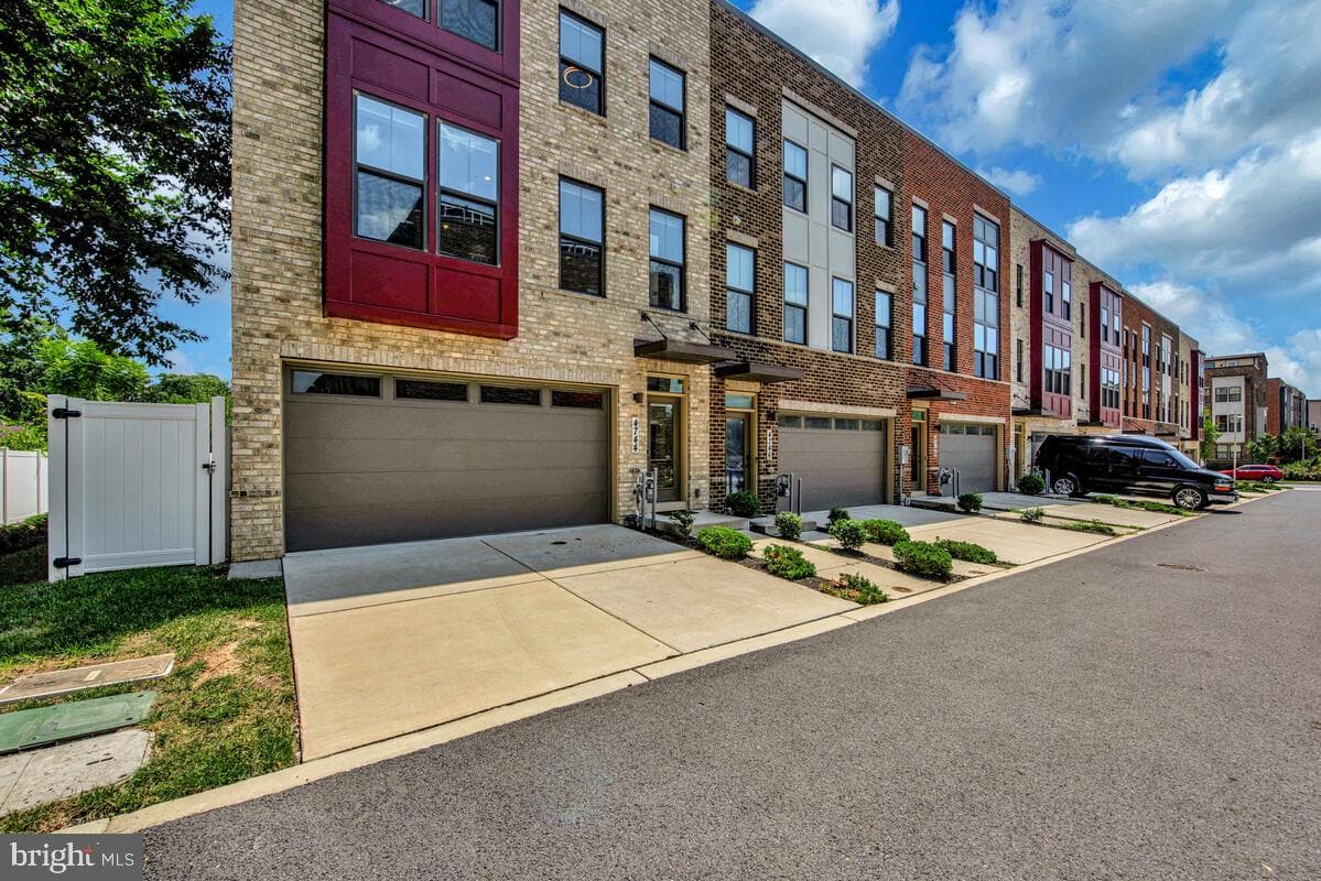 4744 Towne Park Road photo 3