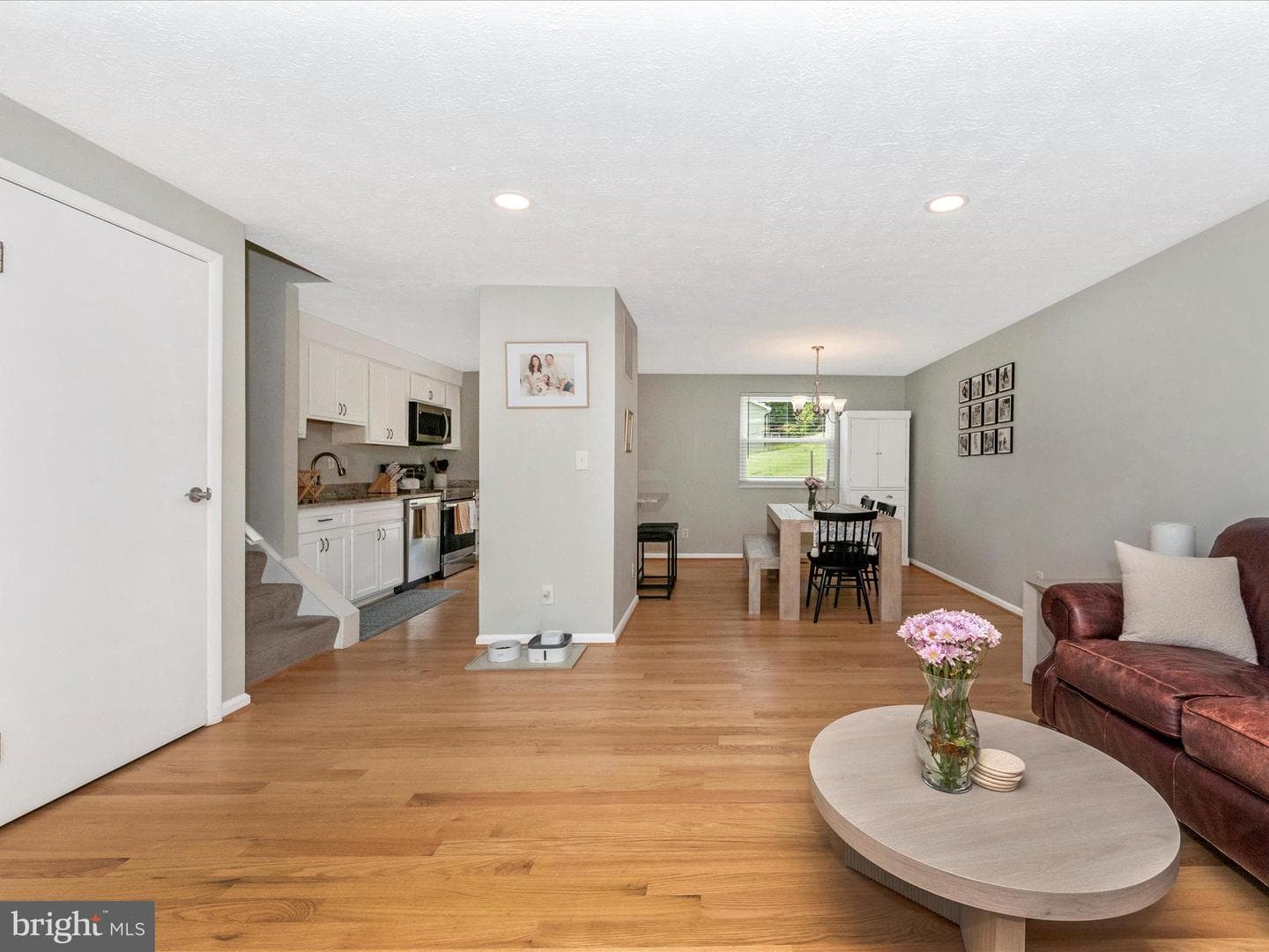 6911 Killarney Street photo 7