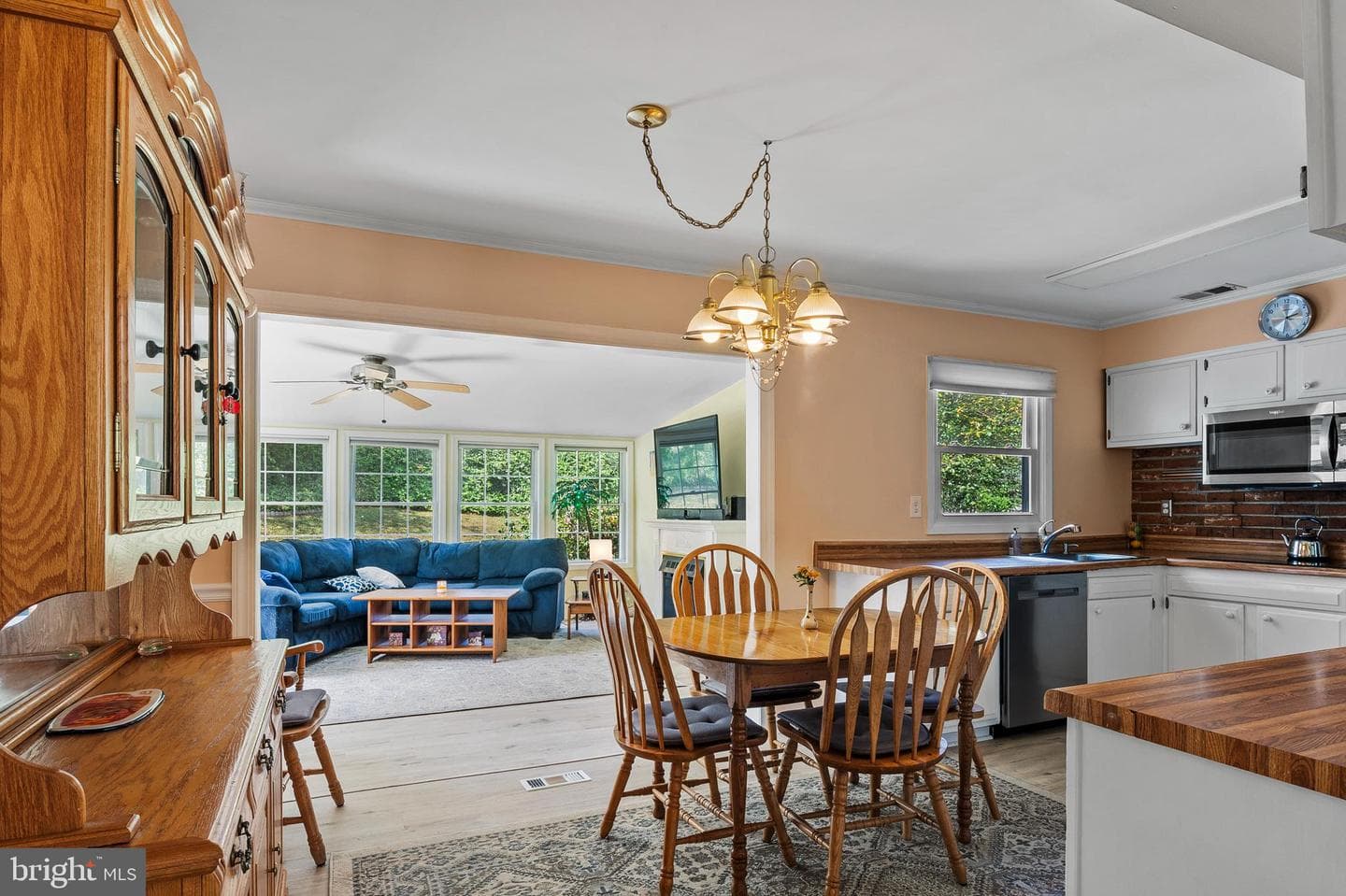 12400 Rambling Lane photo 11