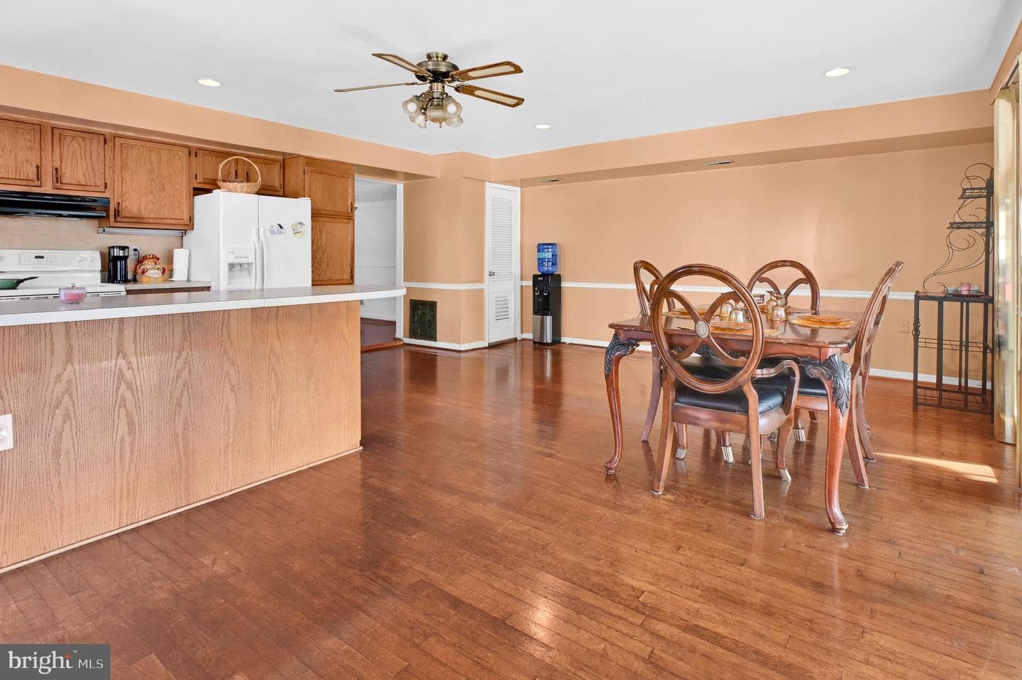 2821 Walters Lane photo 7