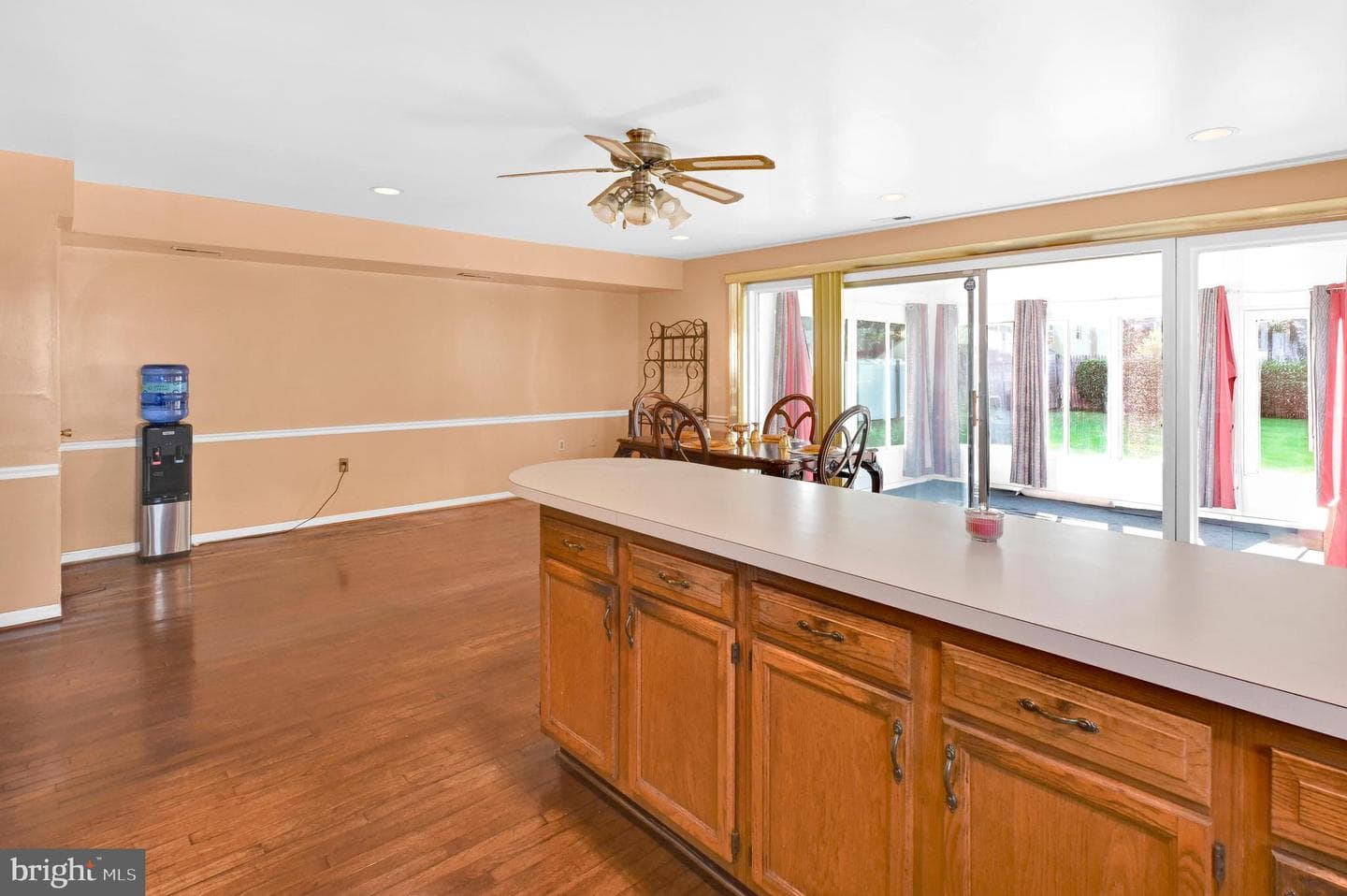 2821 Walters Lane photo 9