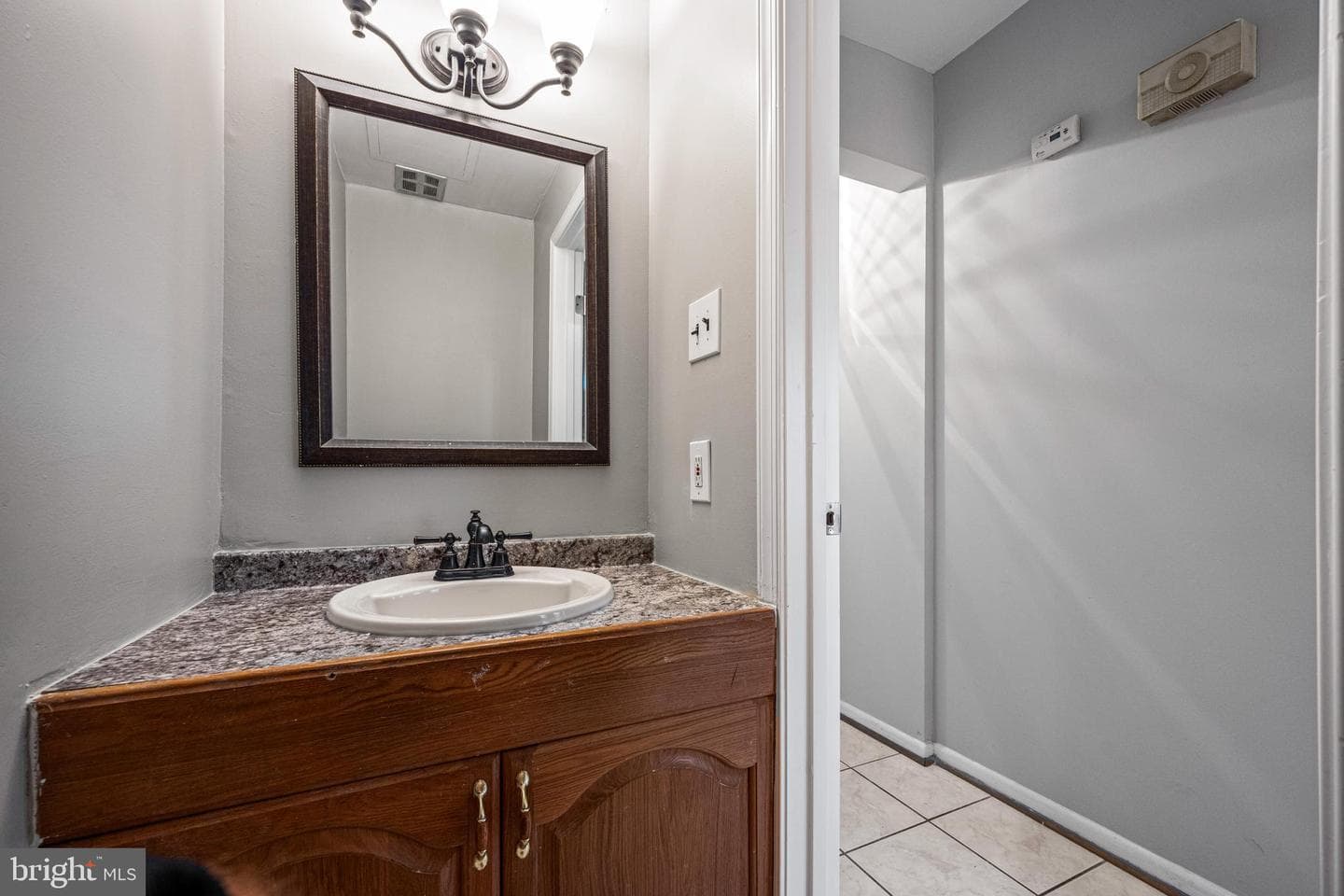 5059 Berwyn Road photo 15