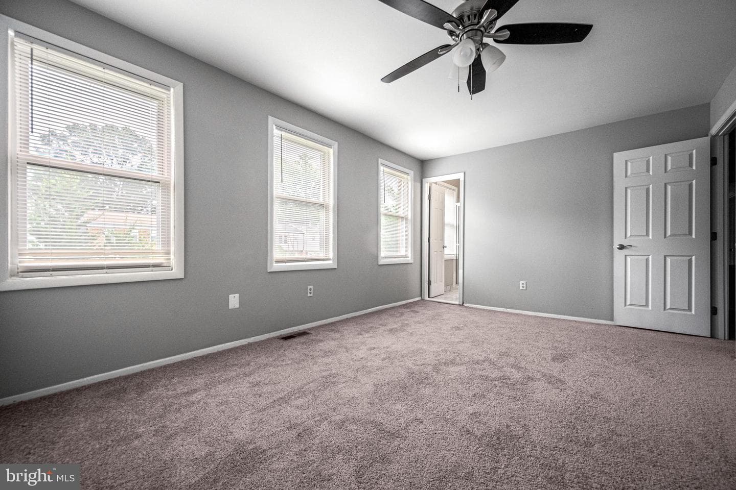 5059 Berwyn Road photo 17