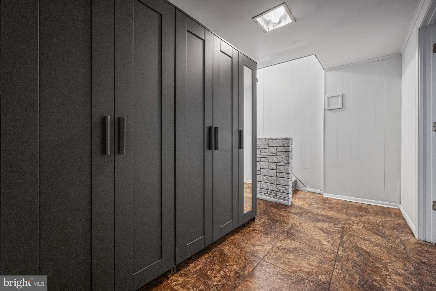 5059 Berwyn Road photo 25