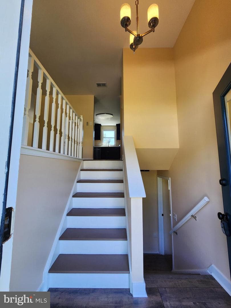 3512 Saville Lane photo 5