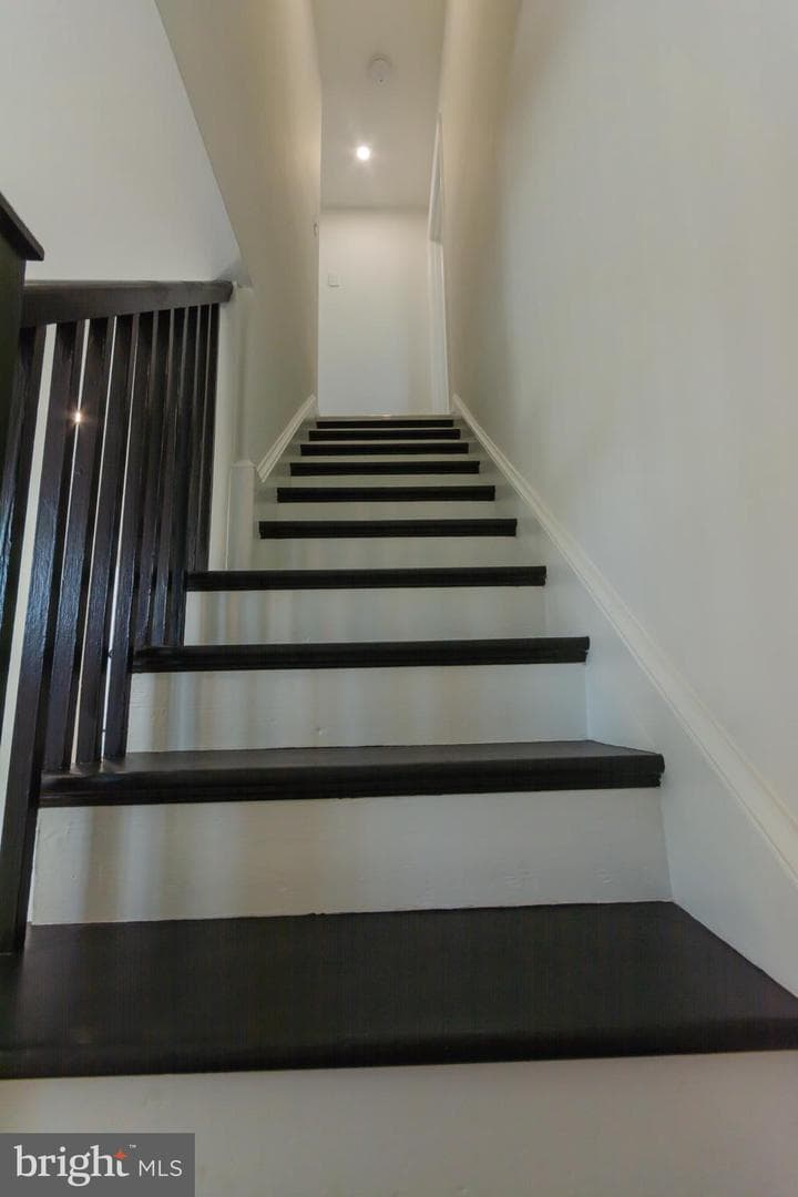 5446 Varnum Street photo 30