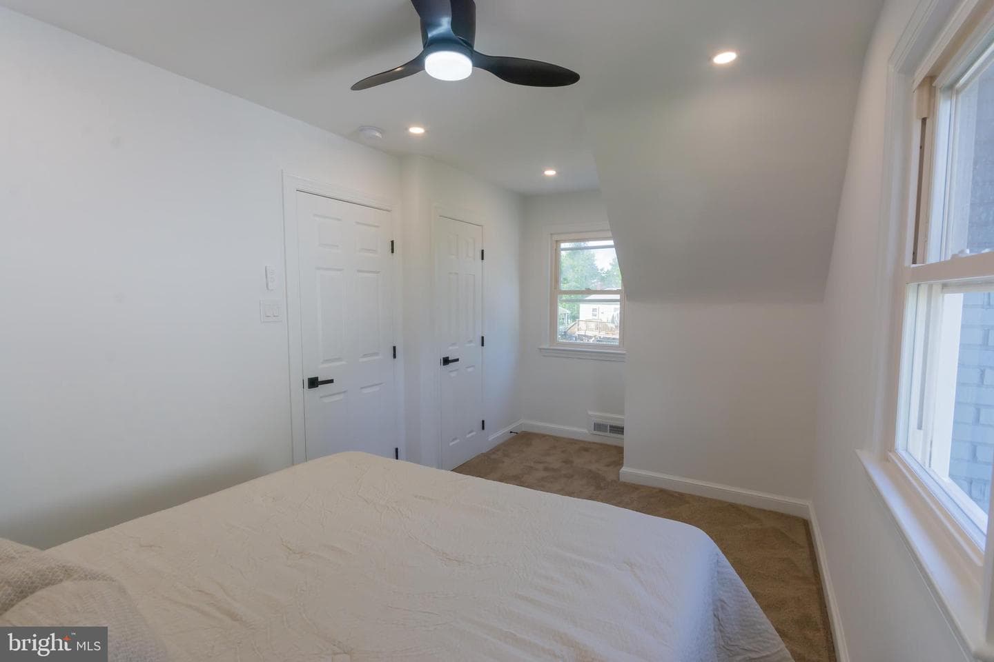 5446 Varnum Street photo 31