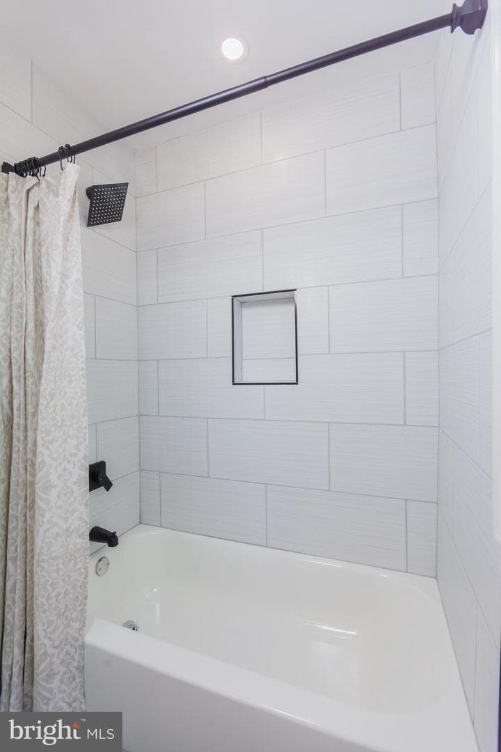 5446 Varnum Street photo 35