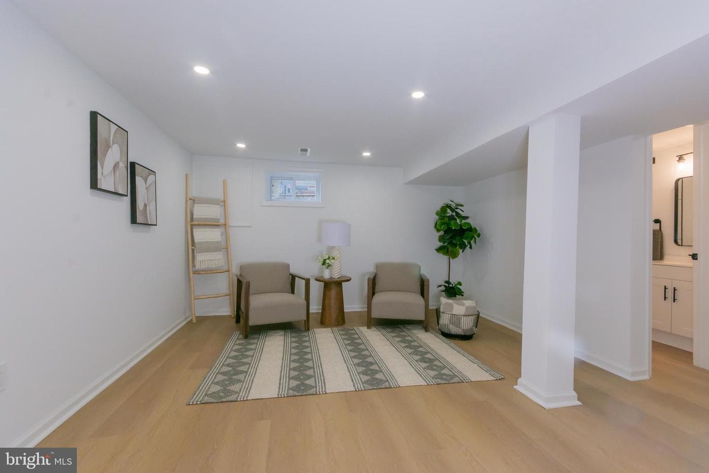 5446 Varnum Street photo 63