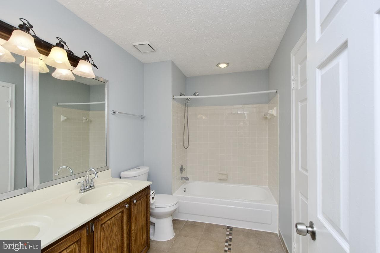 11425 Running Bear Court photo 32