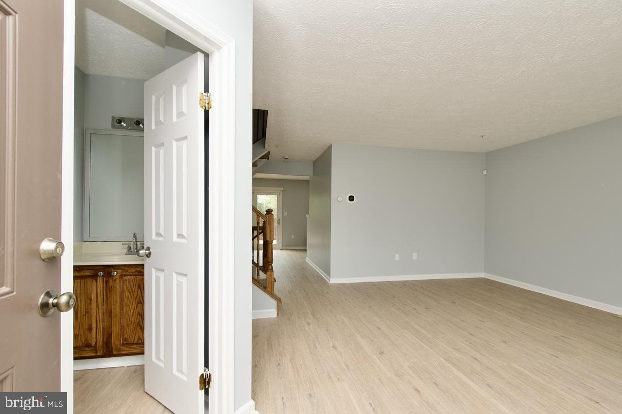 11425 Running Bear Court photo 4