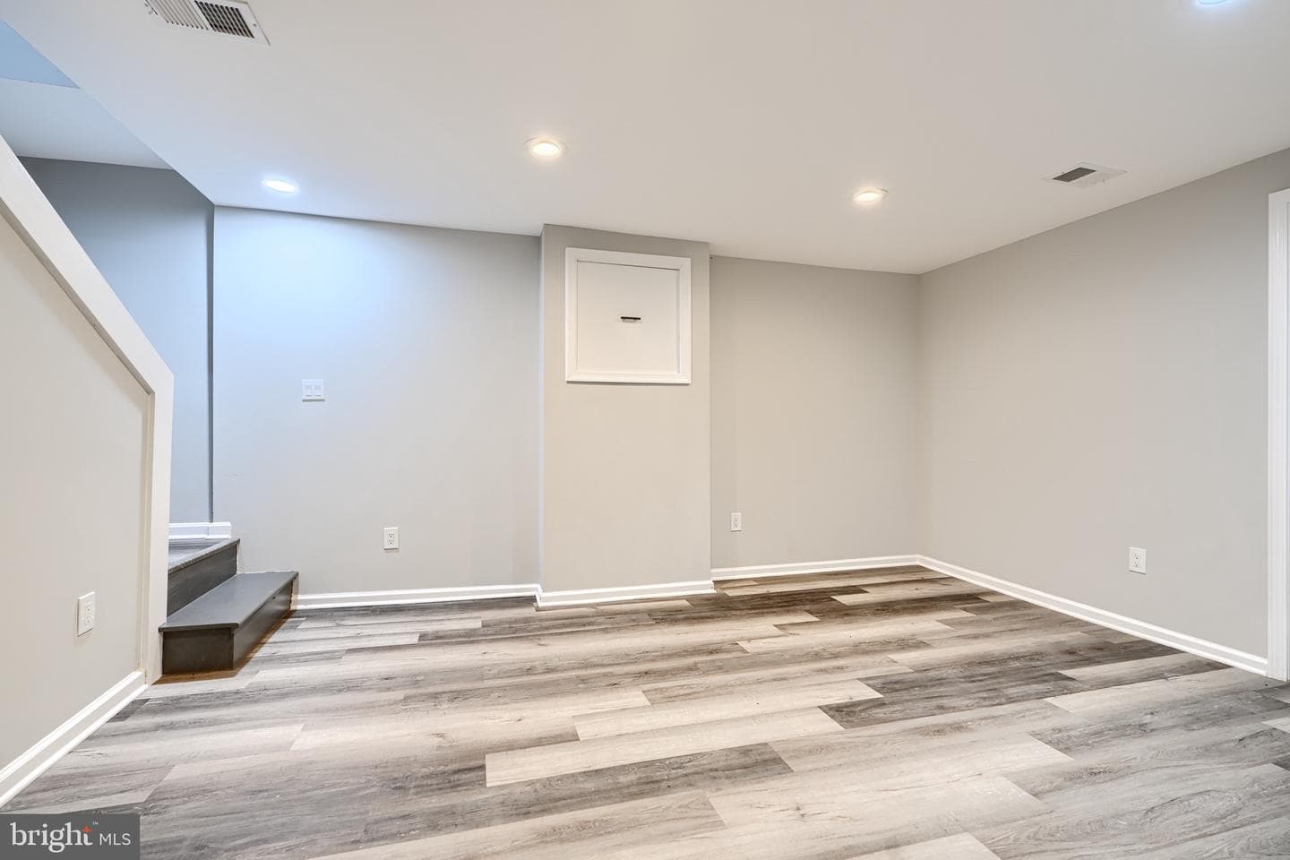5006 Edgewood Road photo 32