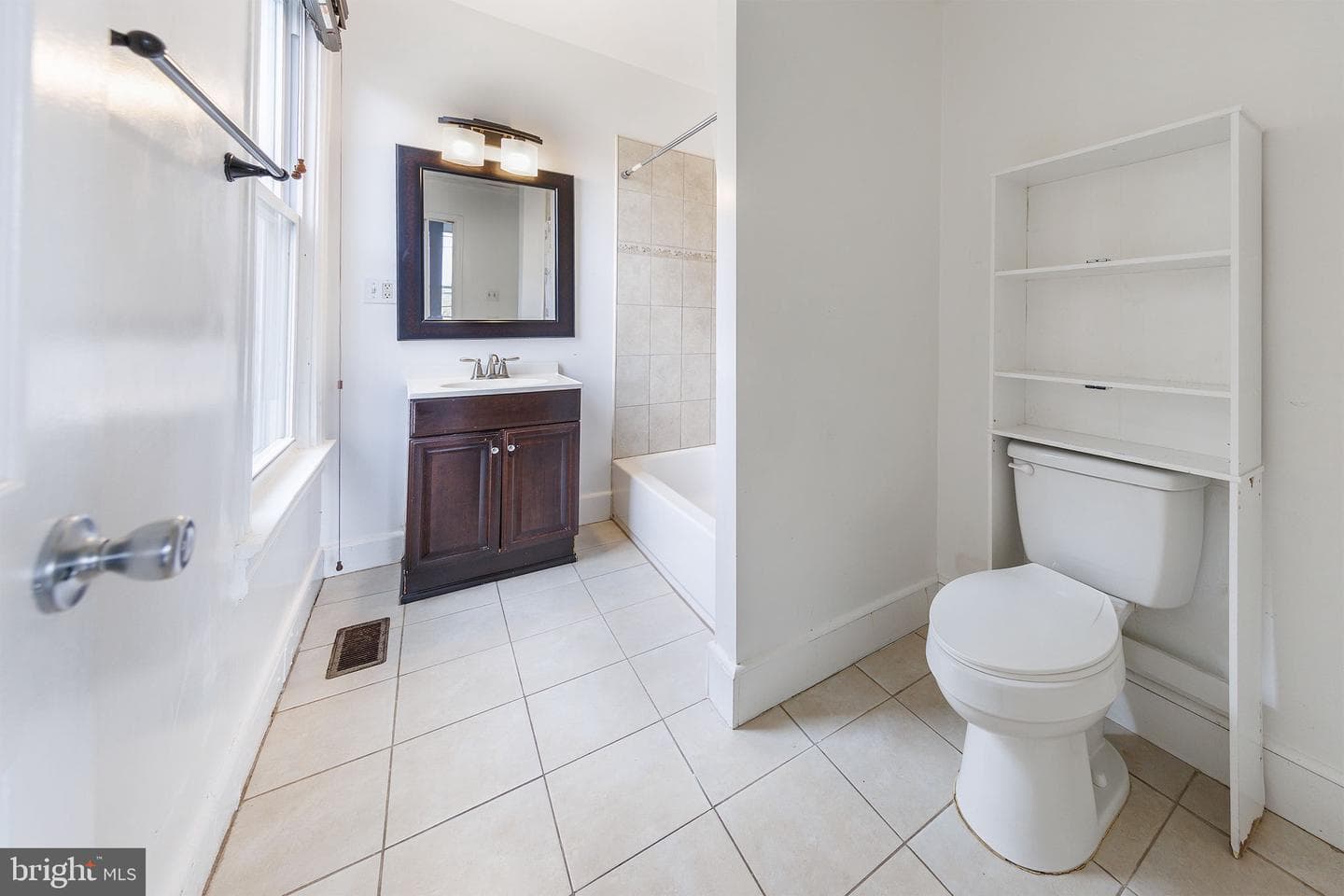 1603 Warren Avenue photo 14