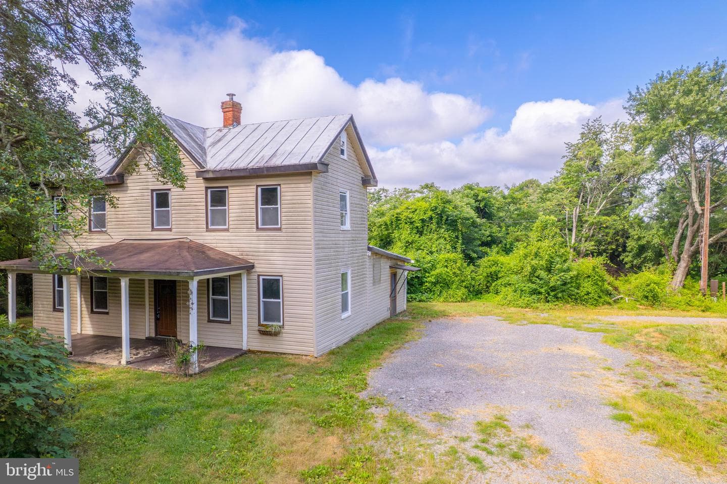 17308 Queen Anne Bridge Road photo 1