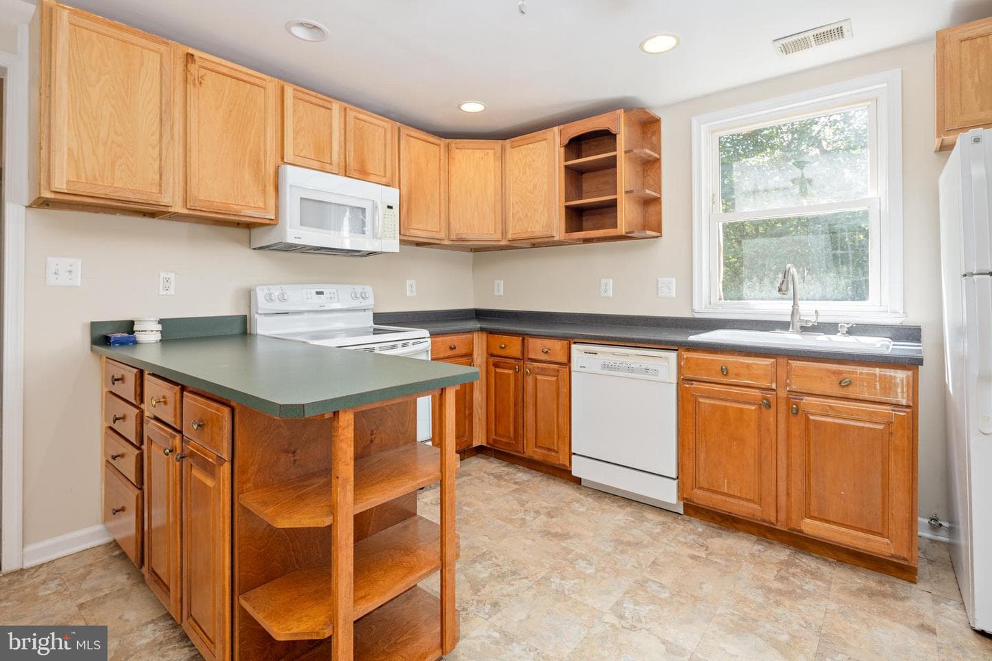 17308 Queen Anne Bridge Road photo 40