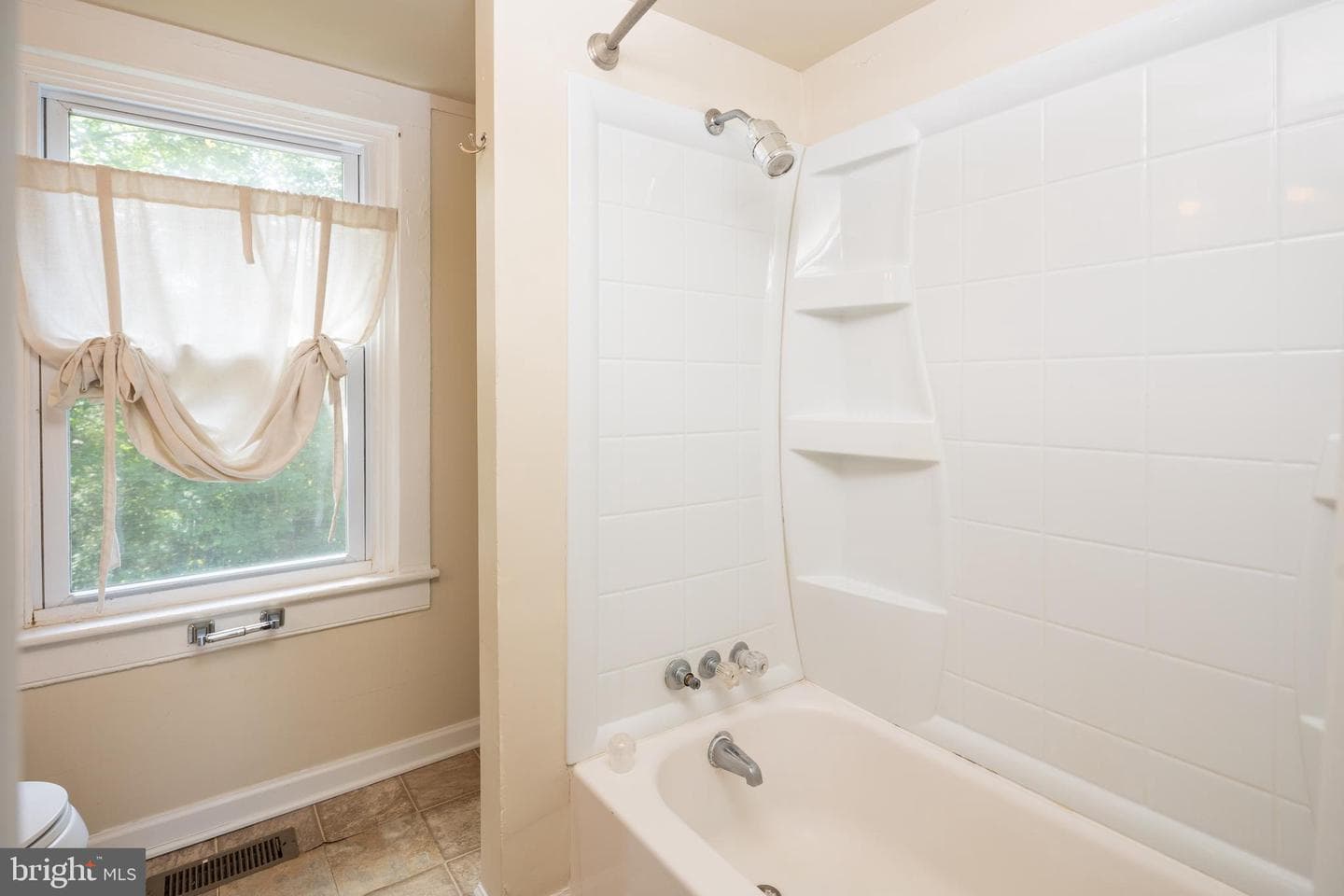 17308 Queen Anne Bridge Road photo 58
