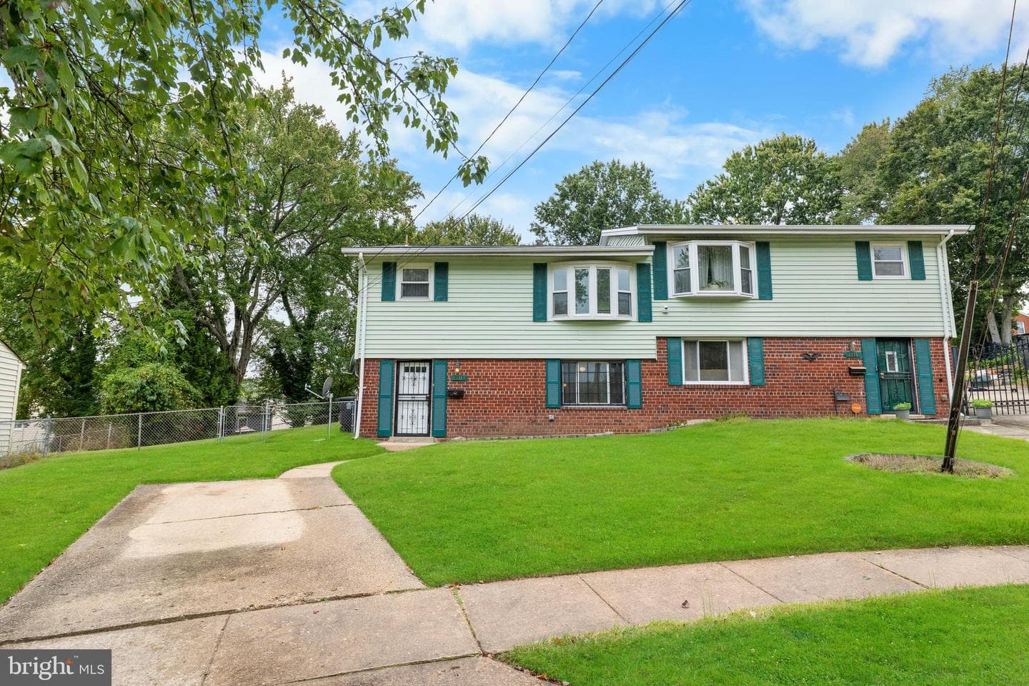 2204 Olson Court photo 2