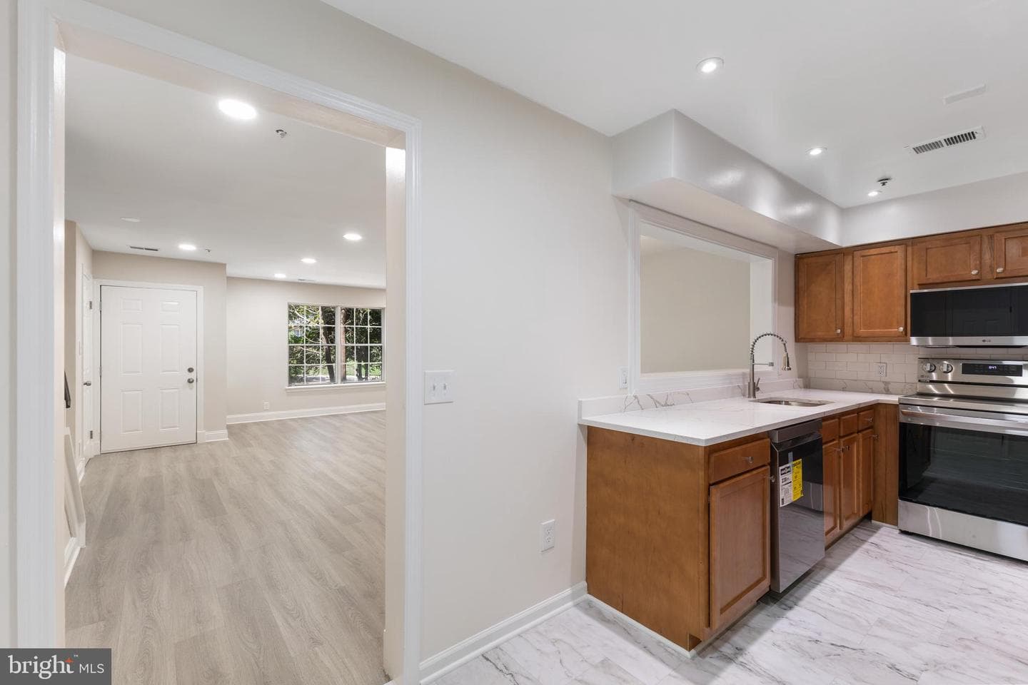 11291 Raging Brook Drive #312 photo 9