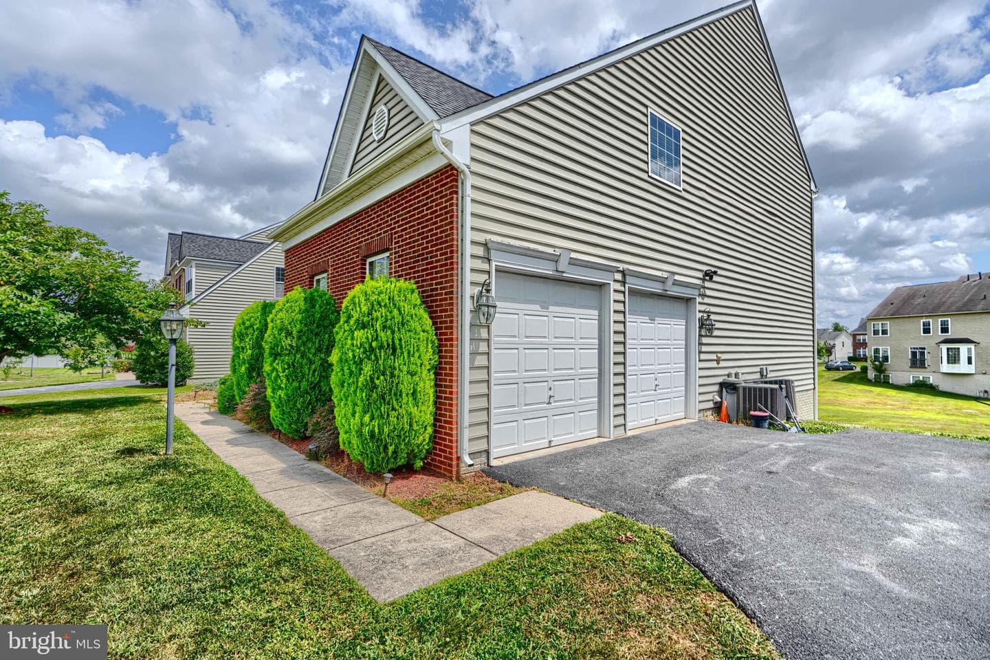 7105 Solomons Court photo 2