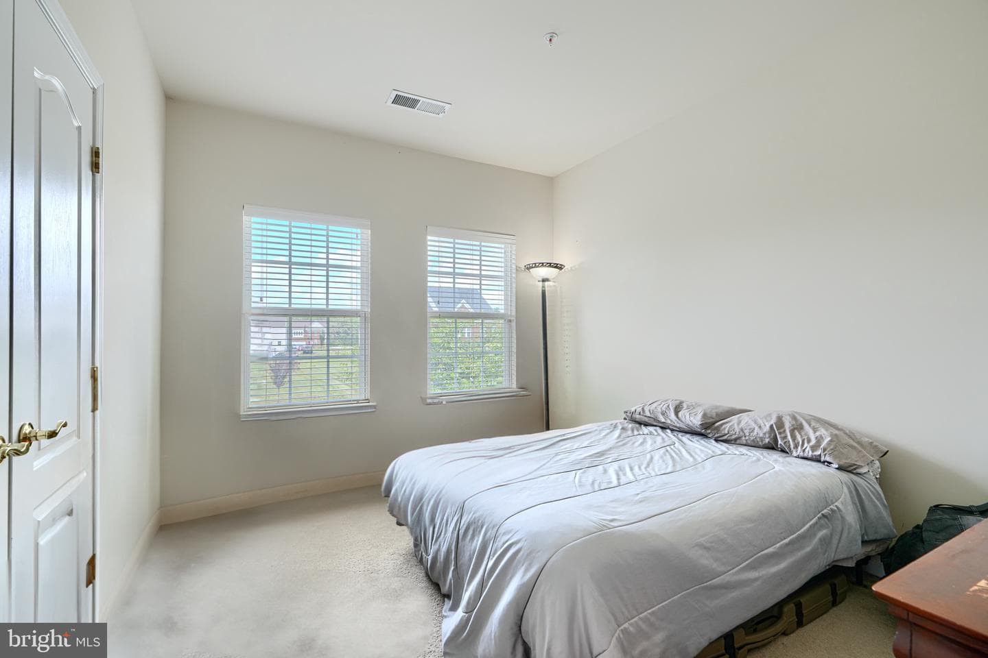 7105 Solomons Court photo 34