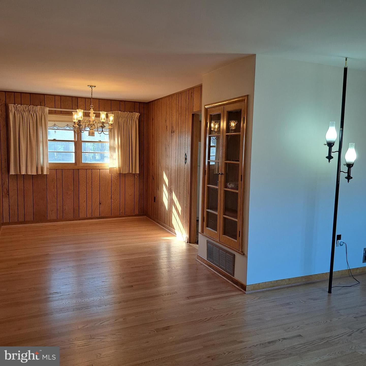 9301 Tuckerman Street photo 15