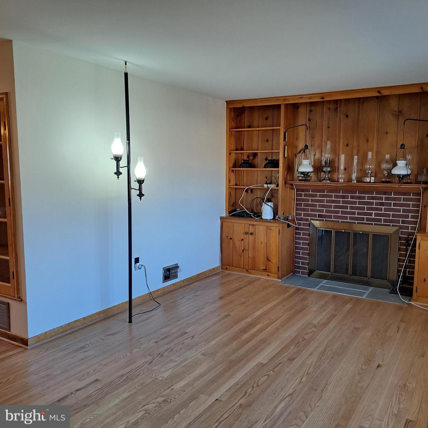 9301 Tuckerman Street photo 17