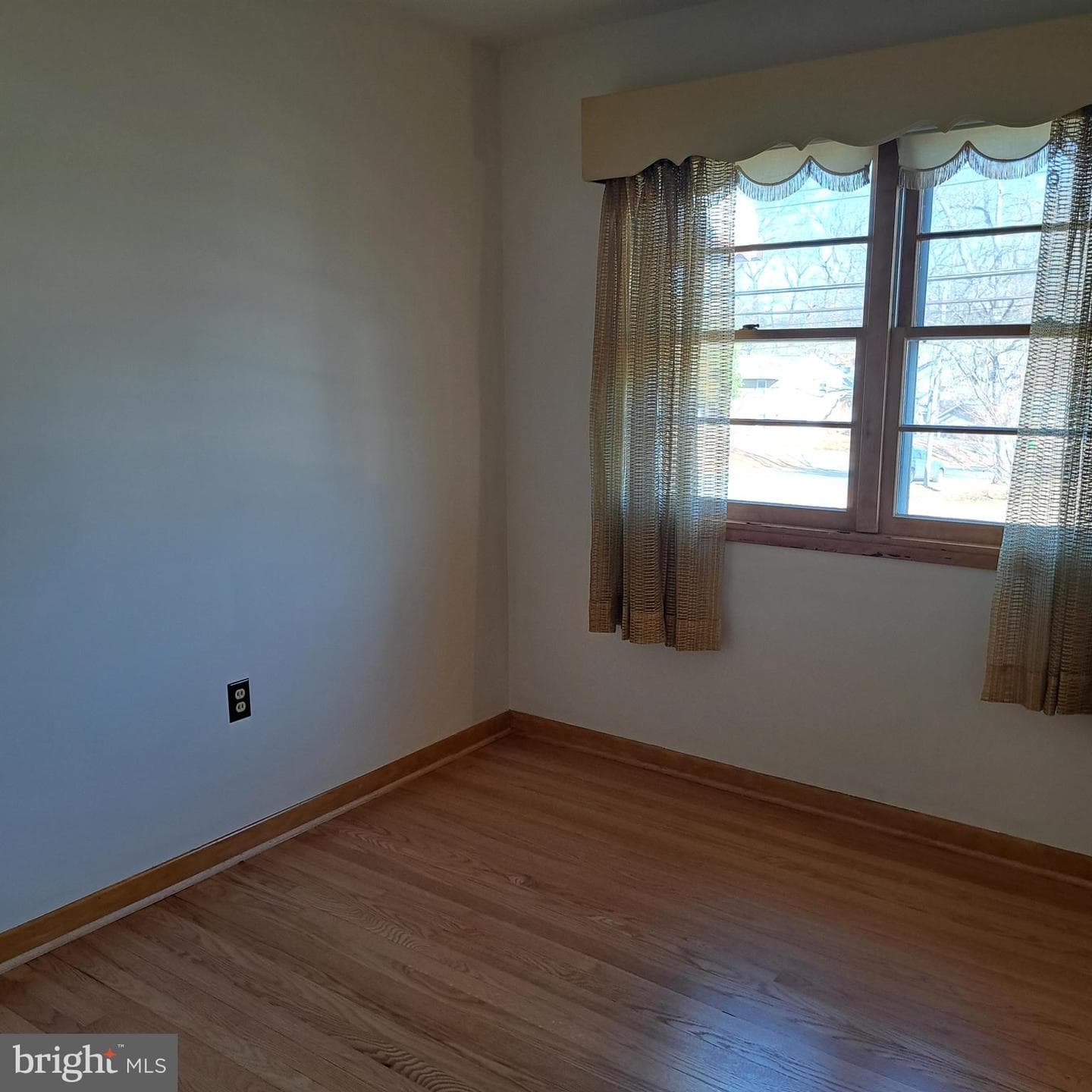9301 Tuckerman Street photo 24