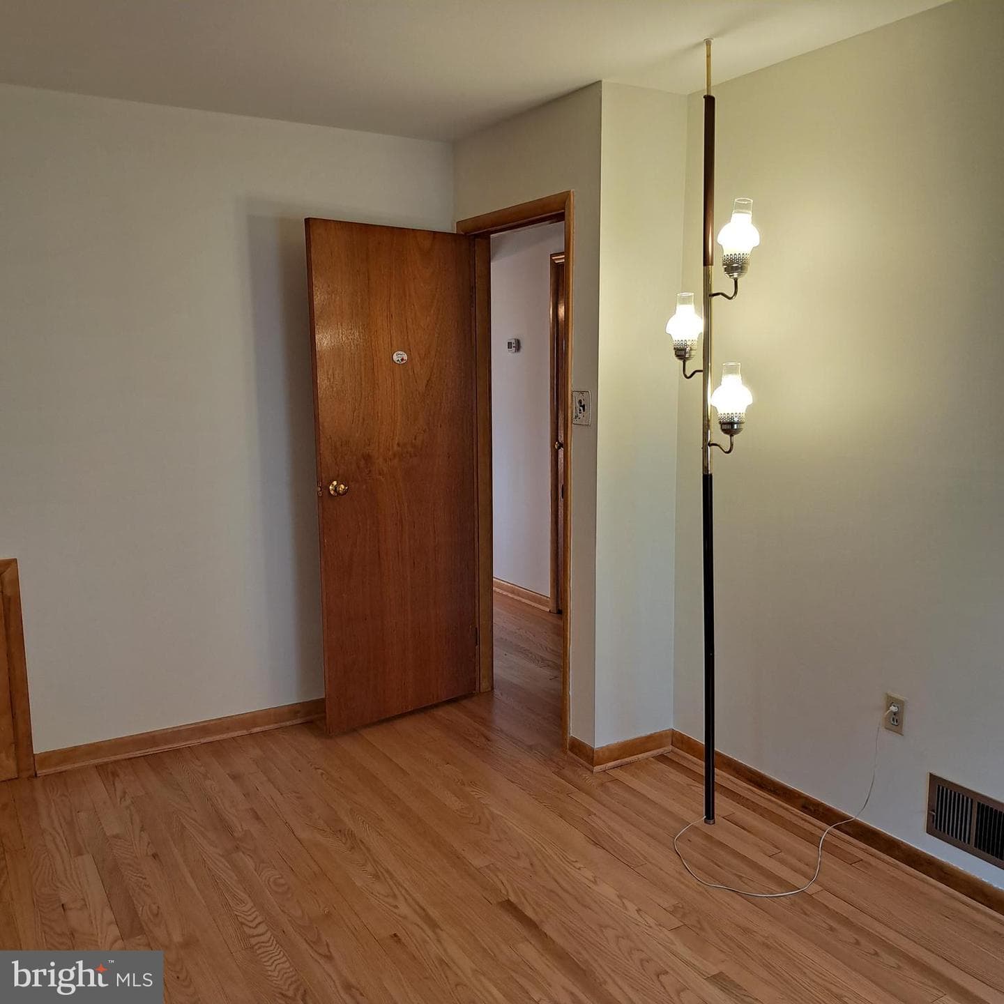9301 Tuckerman Street photo 25