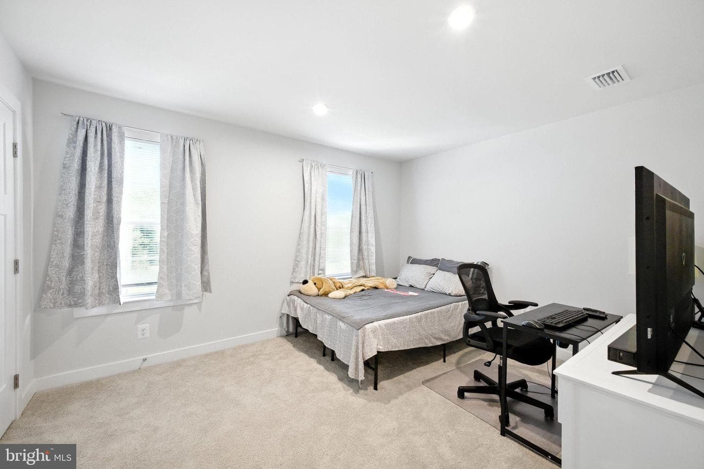 15513 Twin River Circle photo 19